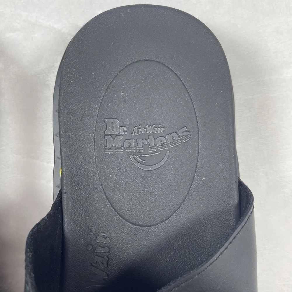 Dr. Martens Dax Slide Sandals Mens Size 9 Black Leather AirWair Sole Women's 10